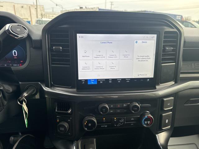 new 2025 Ford F-150 car, priced at $42,815