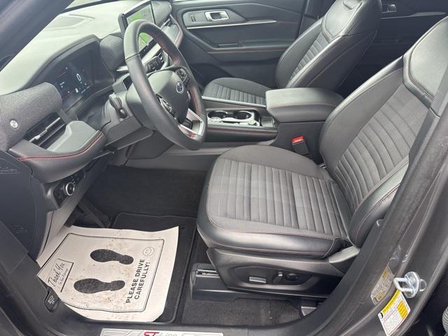 used 2025 Ford Explorer car, priced at $40,000