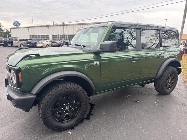 new 2025 Ford Bronco car, priced at $44,227