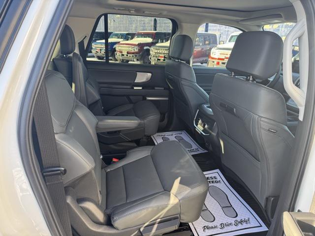 new 2026 Ford Expedition Max car, priced at $75,117