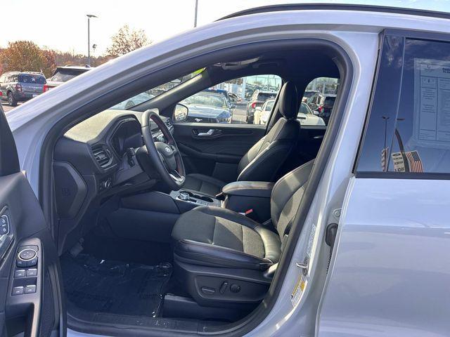 used 2025 Ford Escape car, priced at $28,000
