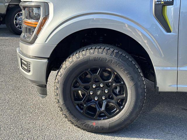 new 2025 Ford F-150 car, priced at $44,495