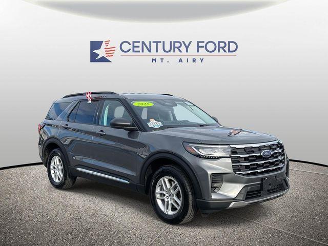used 2025 Ford Explorer car, priced at $39,000