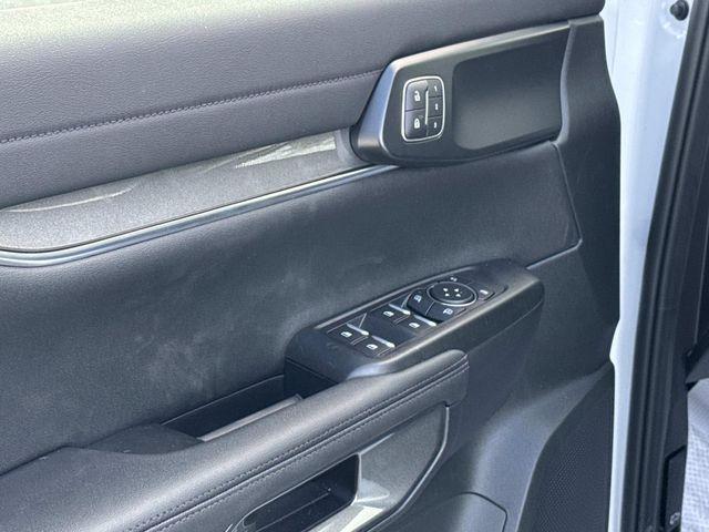 new 2025 Ford Ranger car, priced at $50,995