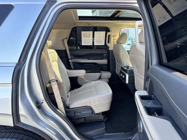 used 2024 Ford Expedition car, priced at $41,813