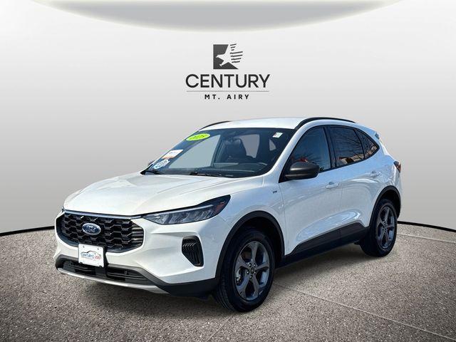 used 2025 Ford Escape car, priced at $25,345