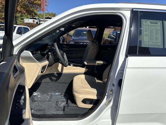 used 2023 Jeep Grand Cherokee car, priced at $31,455