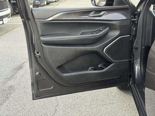 used 2022 Jeep Grand Cherokee L car, priced at $27,397