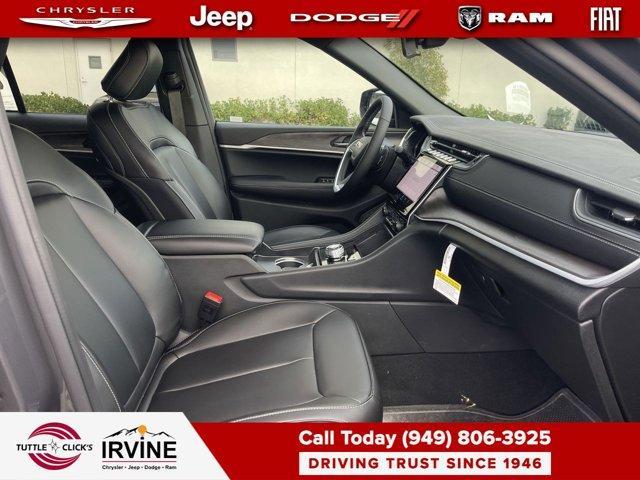 new 2025 Jeep Grand Cherokee car, priced at $48,220