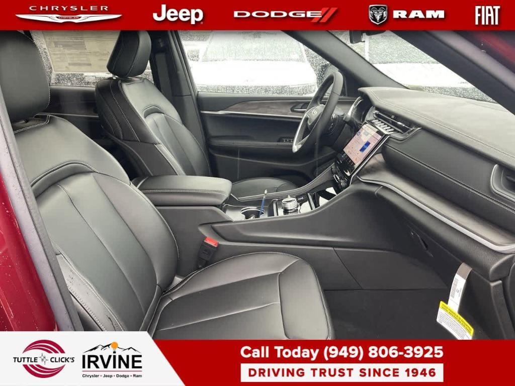 new 2025 Jeep Grand Cherokee car, priced at $54,235