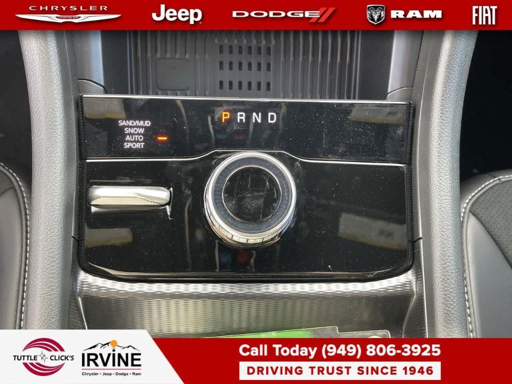 new 2026 Jeep Grand Cherokee car, priced at $48,025