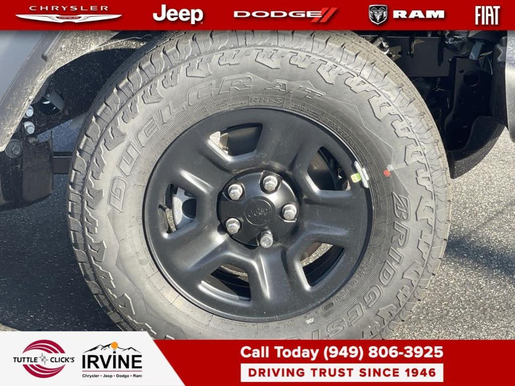 new 2026 Jeep Gladiator car, priced at $44,950