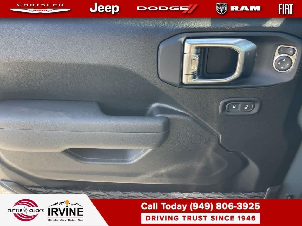 new 2026 Jeep Wrangler car, priced at $57,370