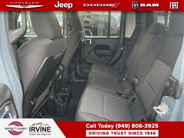 new 2026 Jeep Gladiator car, priced at $57,600