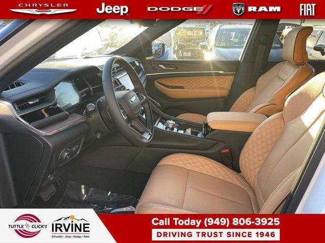 new 2025 Jeep Grand Cherokee car, priced at $67,925