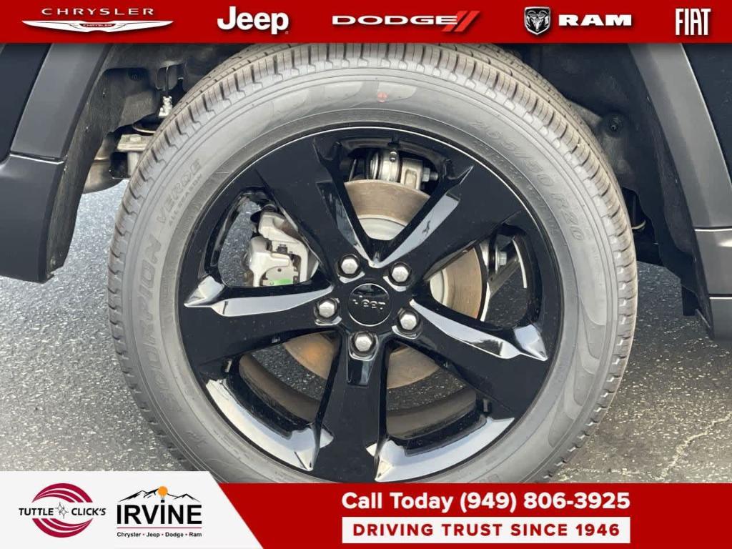 new 2026 Jeep Grand Cherokee car, priced at $48,580