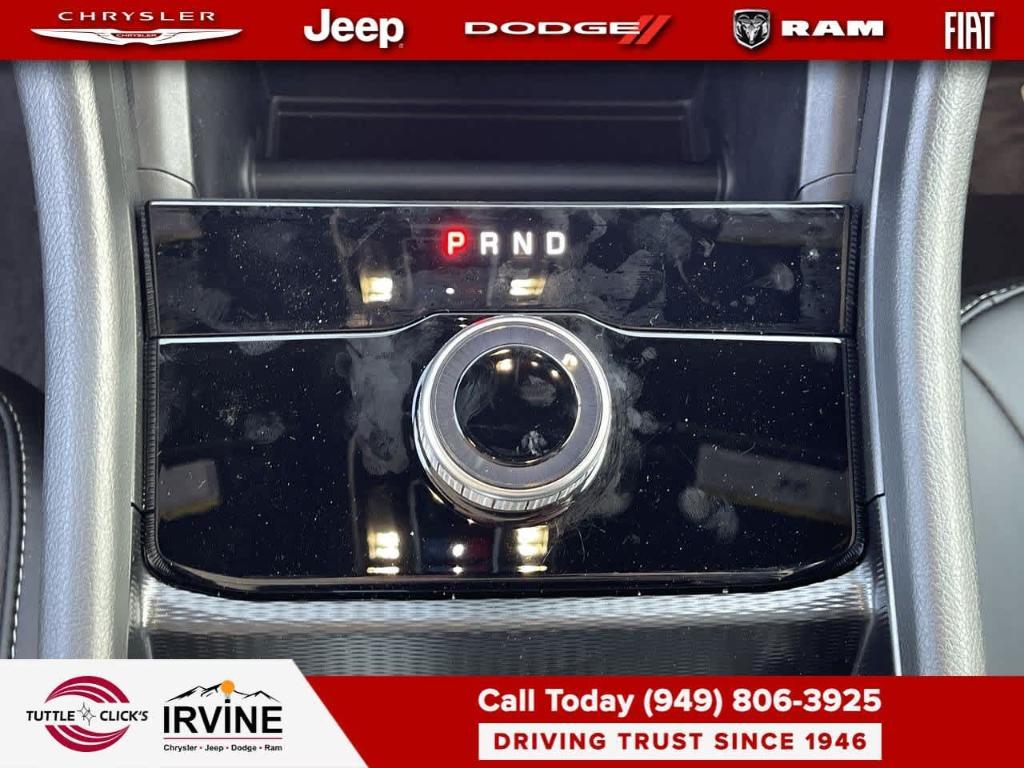 new 2026 Jeep Grand Cherokee car, priced at $48,580