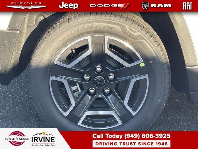 new 2026 Jeep Cherokee car, priced at $40,490