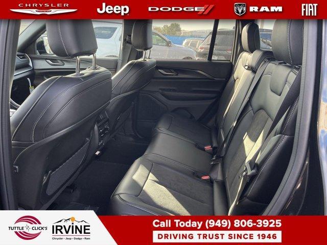 new 2025 Jeep Grand Cherokee car, priced at $46,975