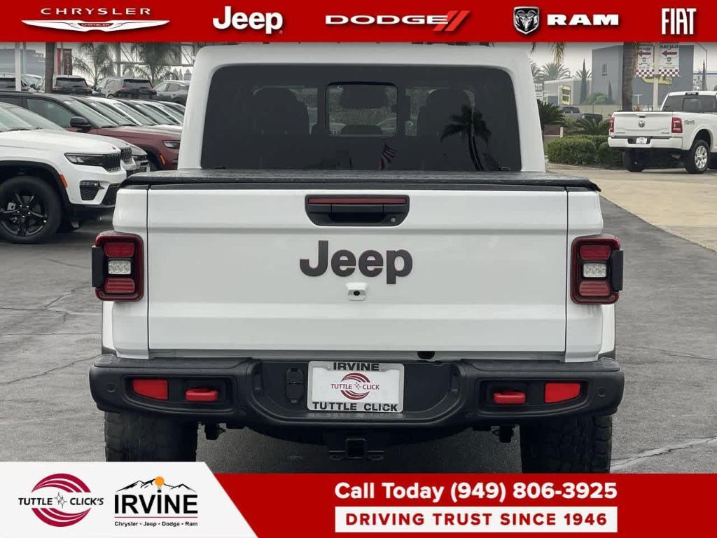 new 2026 Jeep Gladiator car, priced at $64,915