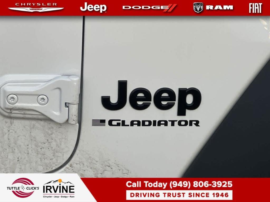 new 2026 Jeep Gladiator car, priced at $44,780