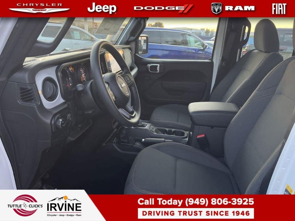 new 2026 Jeep Gladiator car, priced at $44,780