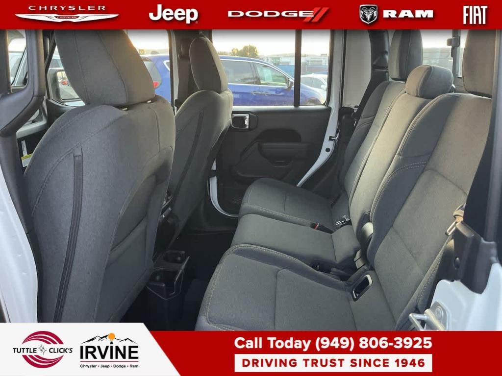 new 2026 Jeep Gladiator car, priced at $44,780