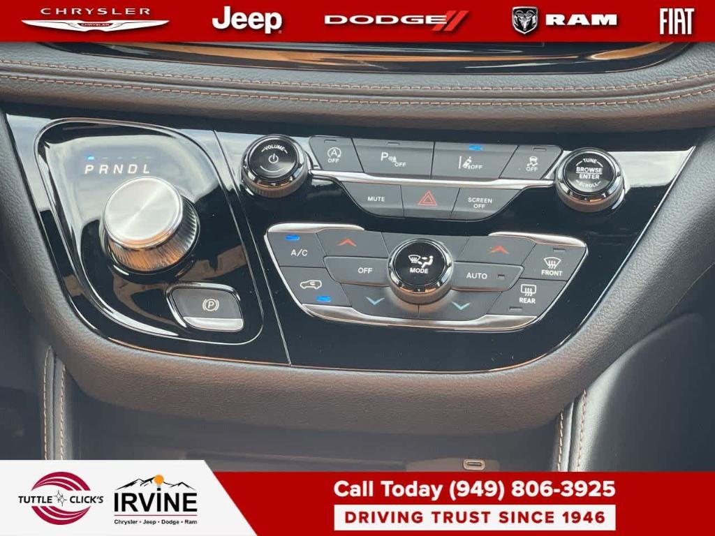 new 2026 Chrysler Pacifica car, priced at $62,225