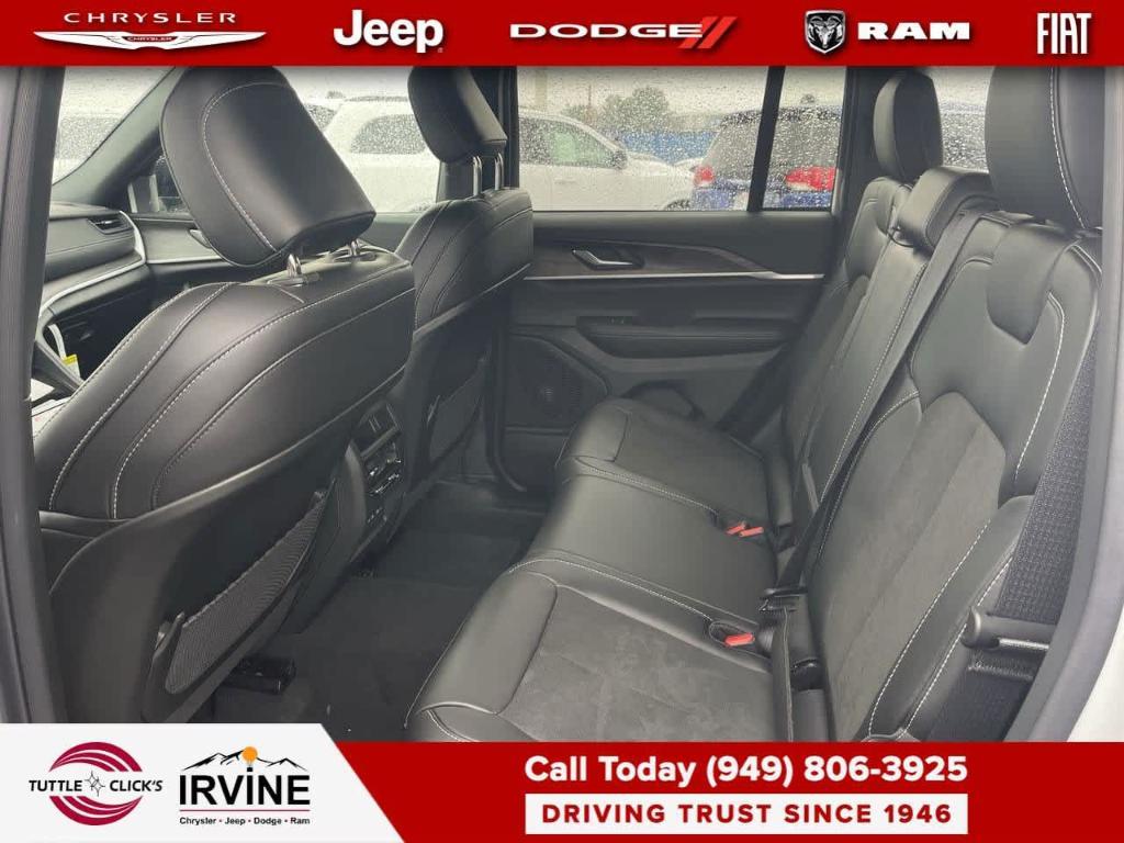 new 2026 Jeep Grand Cherokee car, priced at $49,520