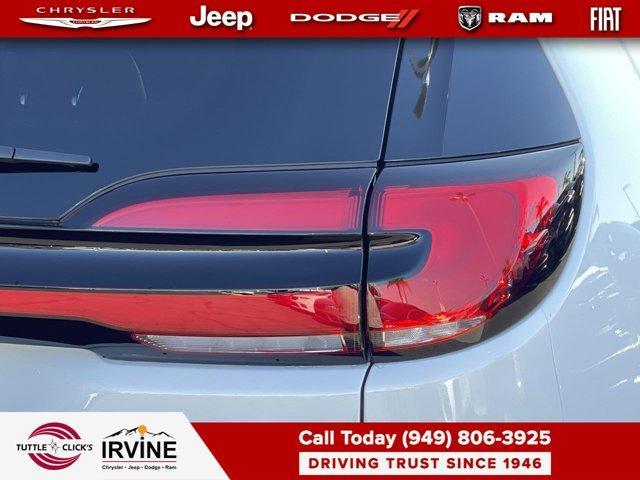 new 2026 Chrysler Pacifica car, priced at $57,325