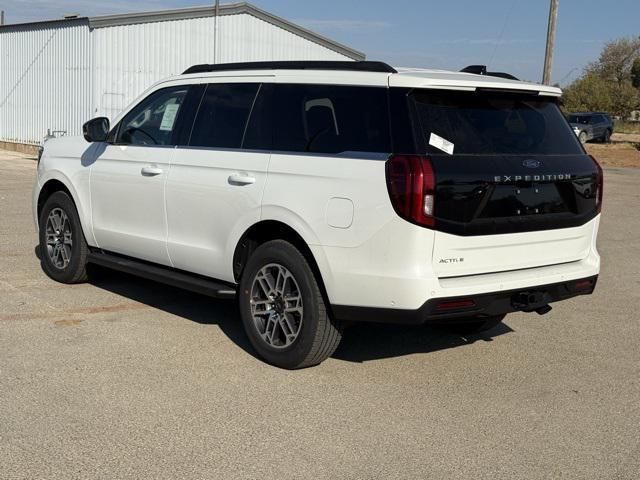 new 2025 Ford Expedition car, priced at $68,843