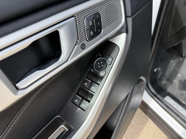 used 2023 Ford Explorer car, priced at $28,900