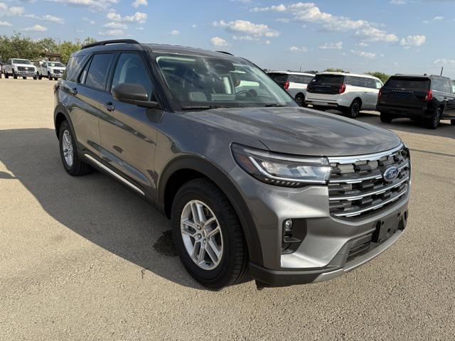 new 2025 Ford Explorer car, priced at $41,827