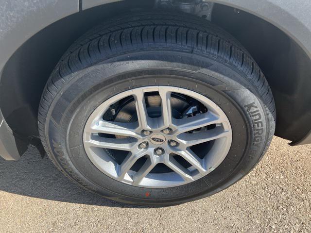 new 2025 Ford Explorer car, priced at $39,073