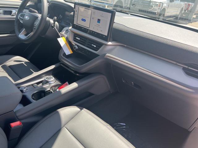 new 2025 Ford Explorer car, priced at $41,181