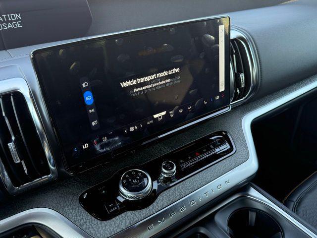 new 2025 Ford Expedition car, priced at $80,796