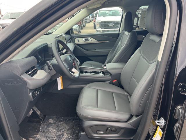 new 2025 Ford Explorer car, priced at $38,581