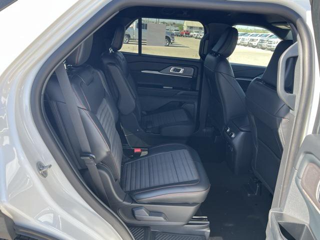 new 2025 Ford Explorer car, priced at $45,365