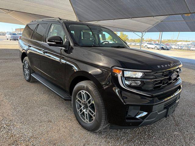 new 2025 Ford Expedition car, priced at $66,671