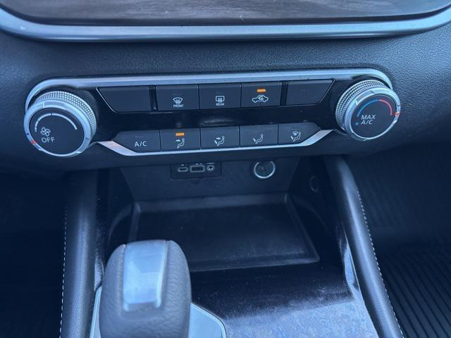 used 2023 Nissan Altima car, priced at $17,900