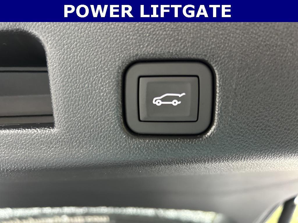 new 2026 GMC Acadia car, priced at $48,777