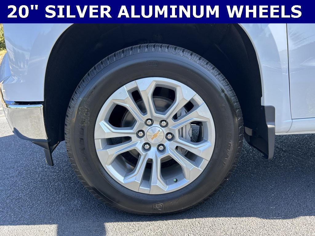 new 2026 Chevrolet Silverado 1500 car, priced at $52,777