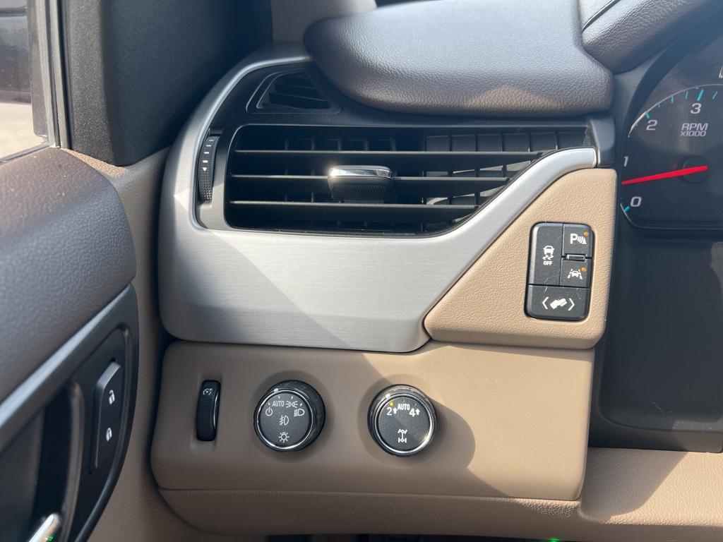 used 2019 GMC Yukon XL car, priced at $25,000