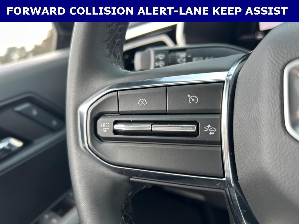 used 2024 GMC Canyon car, priced at $30,999