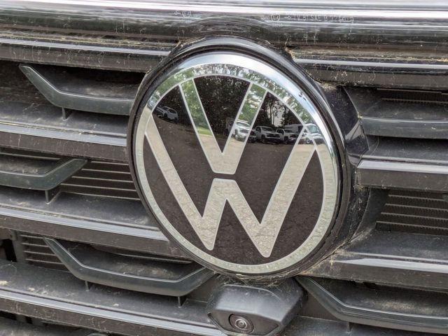new 2025 Volkswagen Atlas car, priced at $48,151
