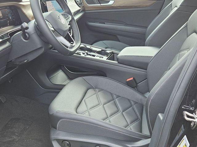 new 2025 Volkswagen Atlas car, priced at $39,633