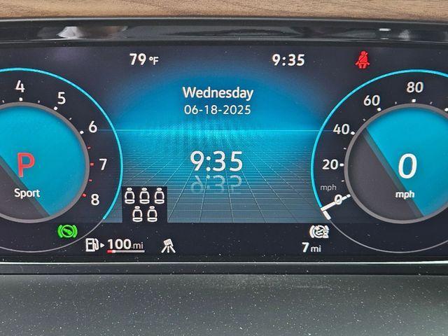 new 2025 Volkswagen Atlas car, priced at $39,633