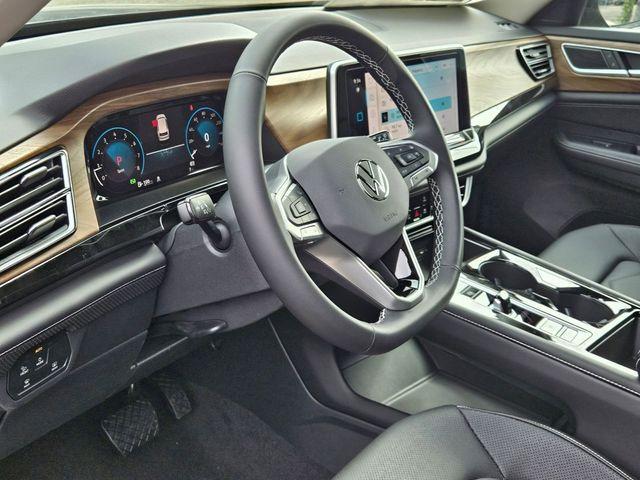 new 2025 Volkswagen Atlas car, priced at $39,633