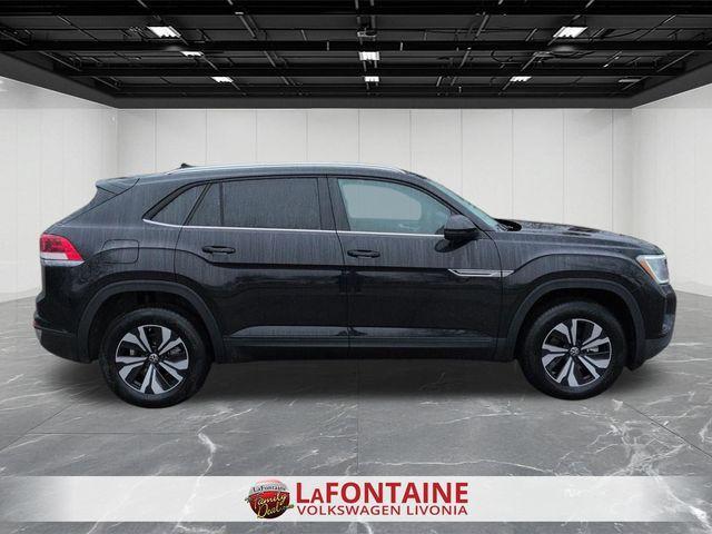 new 2026 Volkswagen Atlas Cross Sport car, priced at $39,216