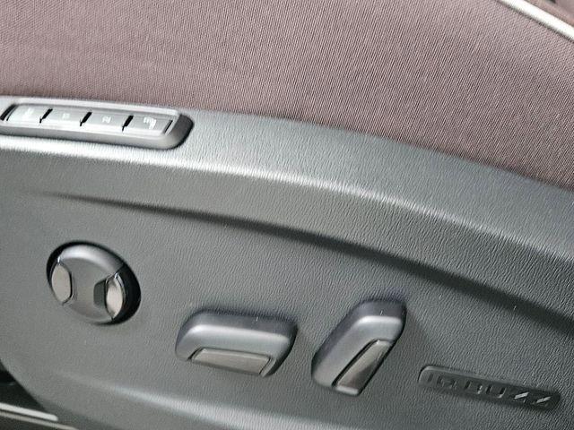 new 2025 Volkswagen ID. Buzz car, priced at $55,672